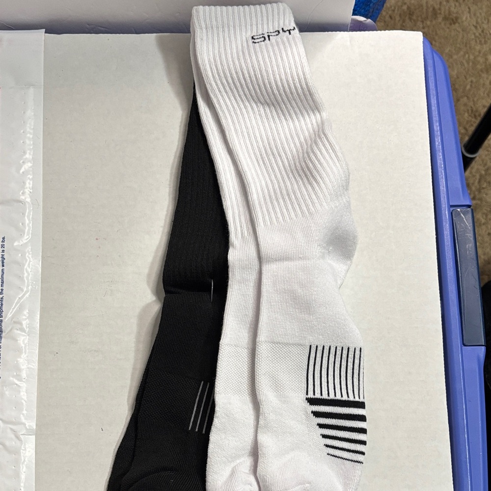 SPYDER Athletic Socks in Black and White